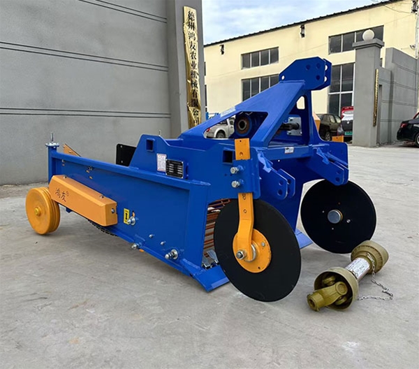 4UX-90馬鈴薯收獲機(jī)