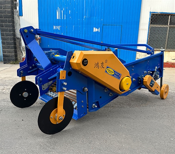 4UD-S馬鈴薯收獲機